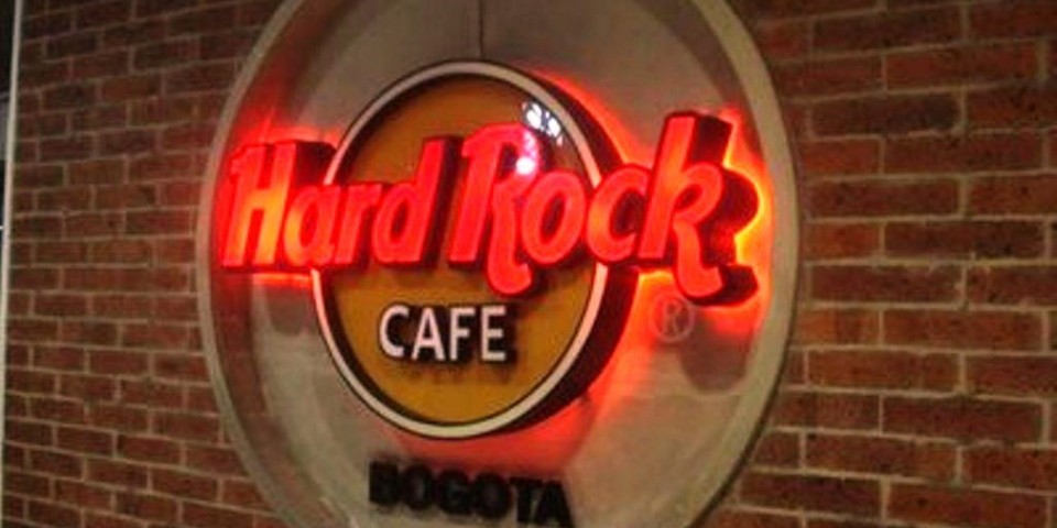 Hard Rock Café. Fuente: hardrockcafelargo.blogspot.com por @LaroL